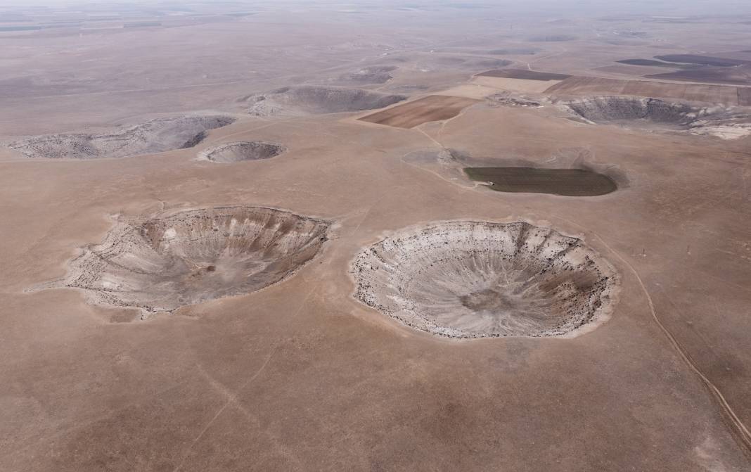 Konya'da kaç obruk bulunduğu açıklandı: Peki yerleşim yerleri için risk var mı? 15